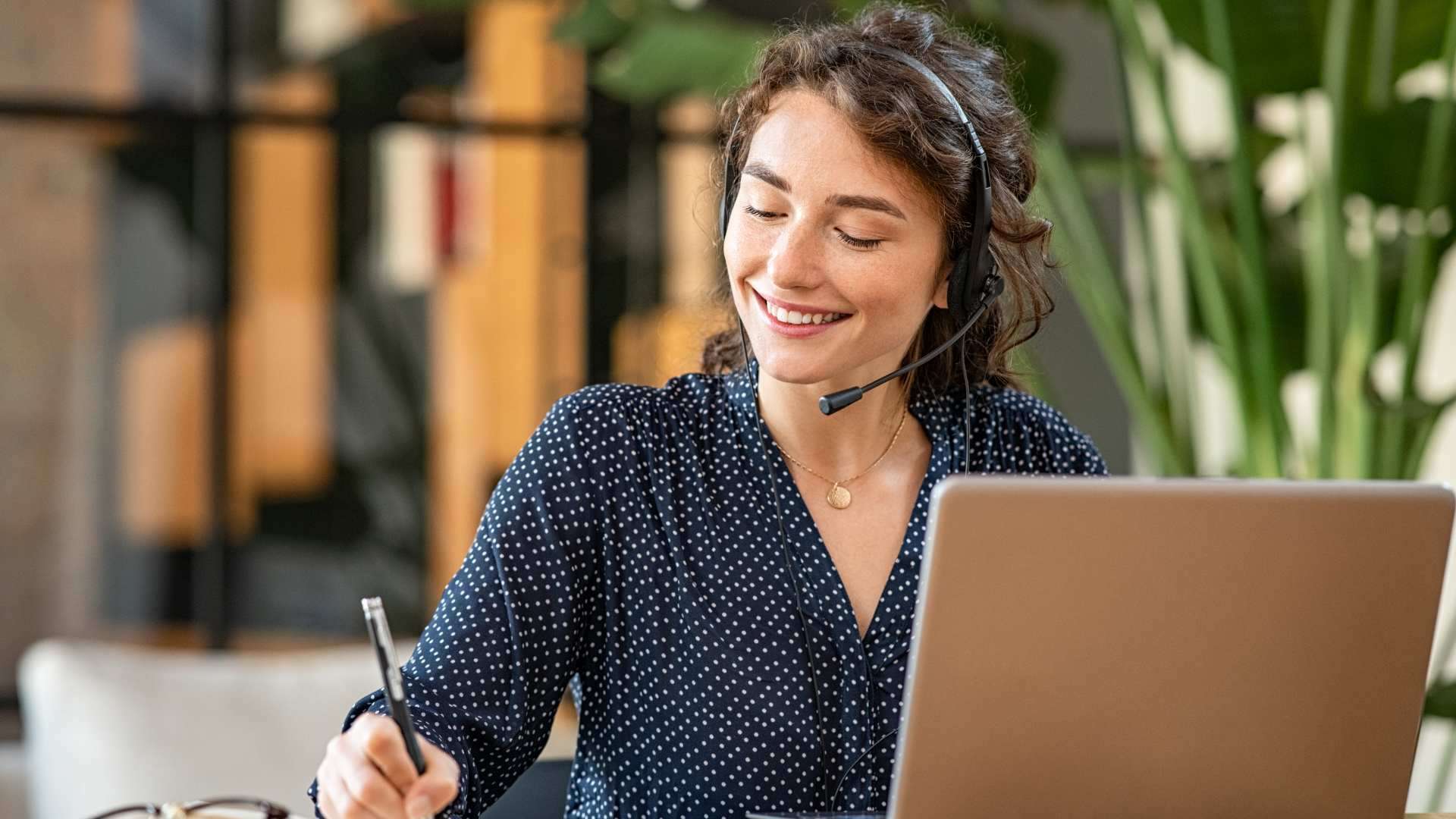 Manual de Atención al Cliente: La Guía Completa - NexBlog